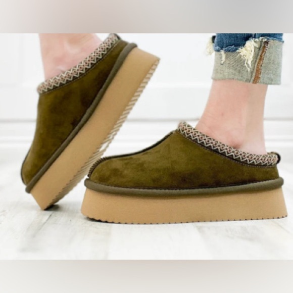 Corkys Shoes - Corkys Olive Suede Platform Mules